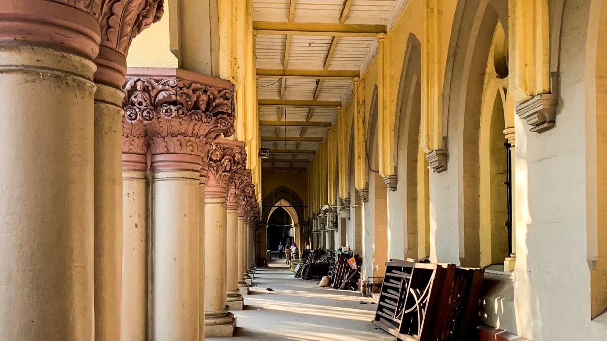 Arched corridor of the Calcutta High Court