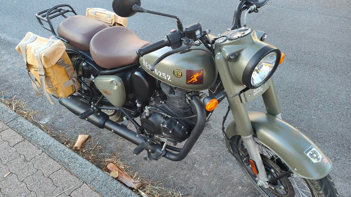 Royal Enfield Classic 650 anniversary edition at ₹4.26 lakh